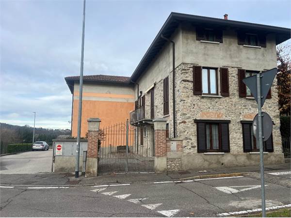 bilocale con ingr indipendente