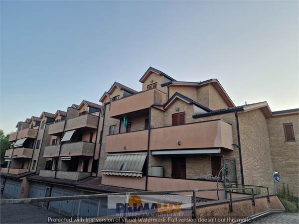 BELLISSIMO 3 LOCALI ARREDATO!