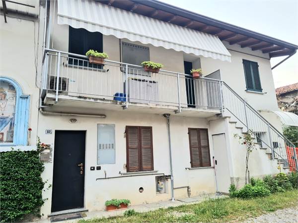 AMPIO MONOLOCALE SENZA SPESE