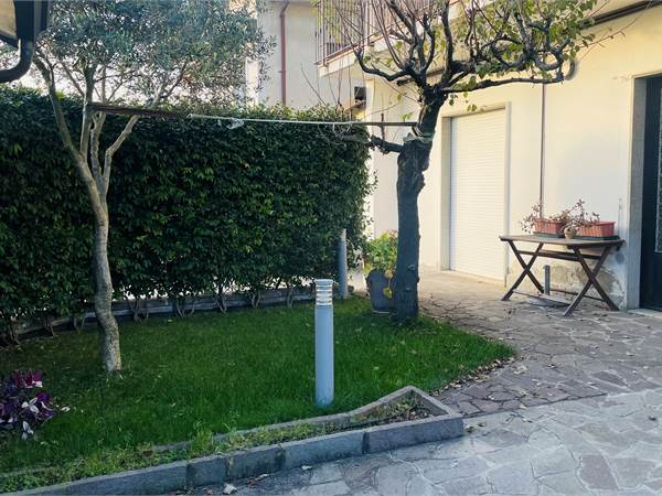 TRILOCALE SENZA SPESE