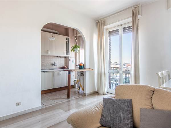 TRILOCALE CON CANTINA