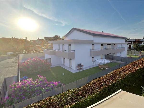 TRILOCALE CON LOGGIATO - CLASSE A