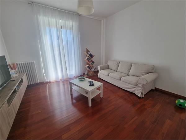 Trilocale ristrutturato, senza spese!!